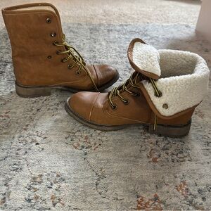 Dirty Laundry Boots 🥾